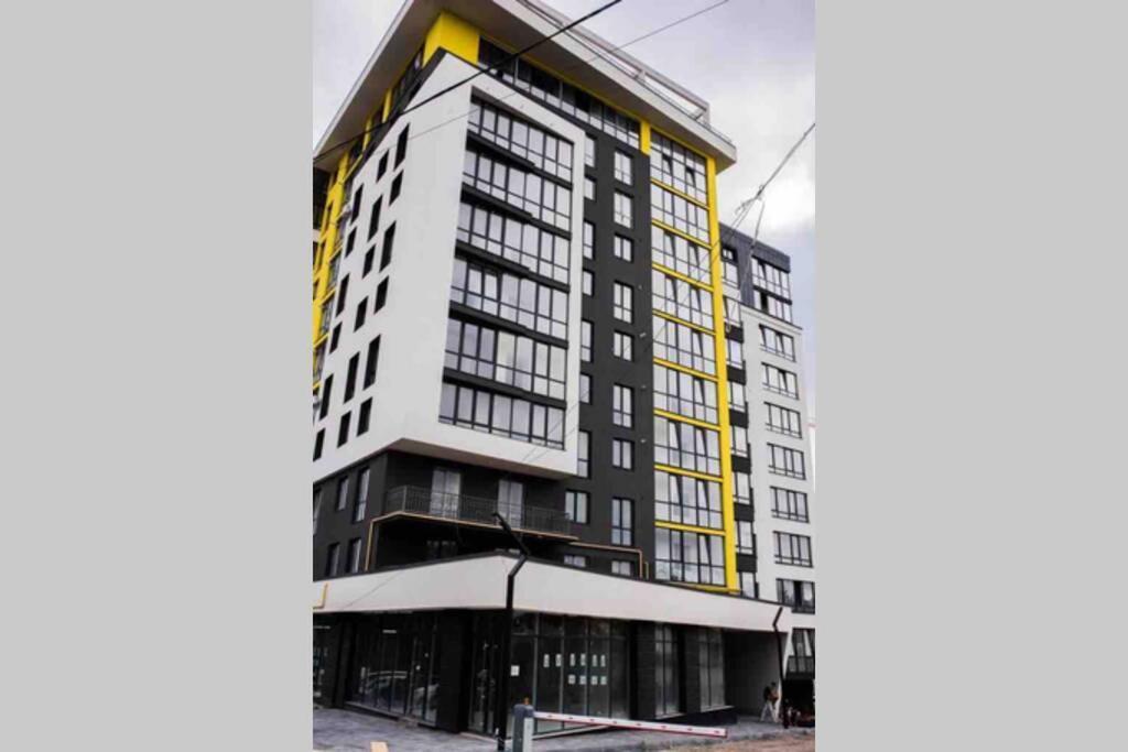 Стильна Чудова Квартира В Місті Тернопіль Exterior foto